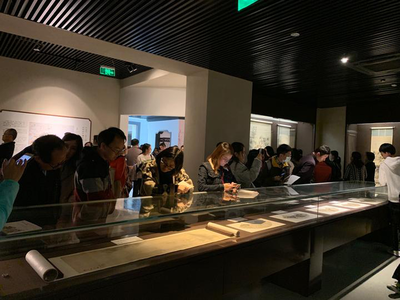 新華·博物館日?qǐng)?bào)（第269期） 杭州博物館向社會(huì)公開(kāi)征集抗擊新冠肺炎疫情代表性見(jiàn)證物展覽服務(wù)